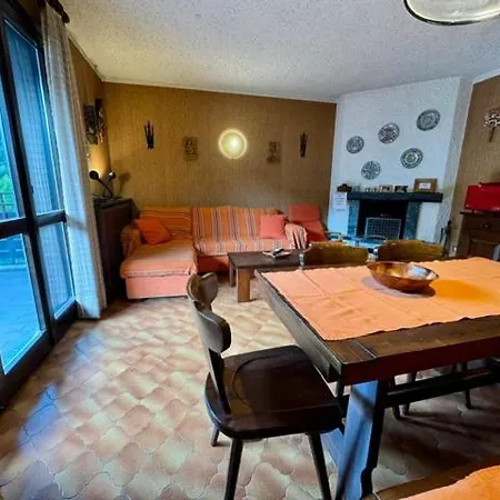 Casa *